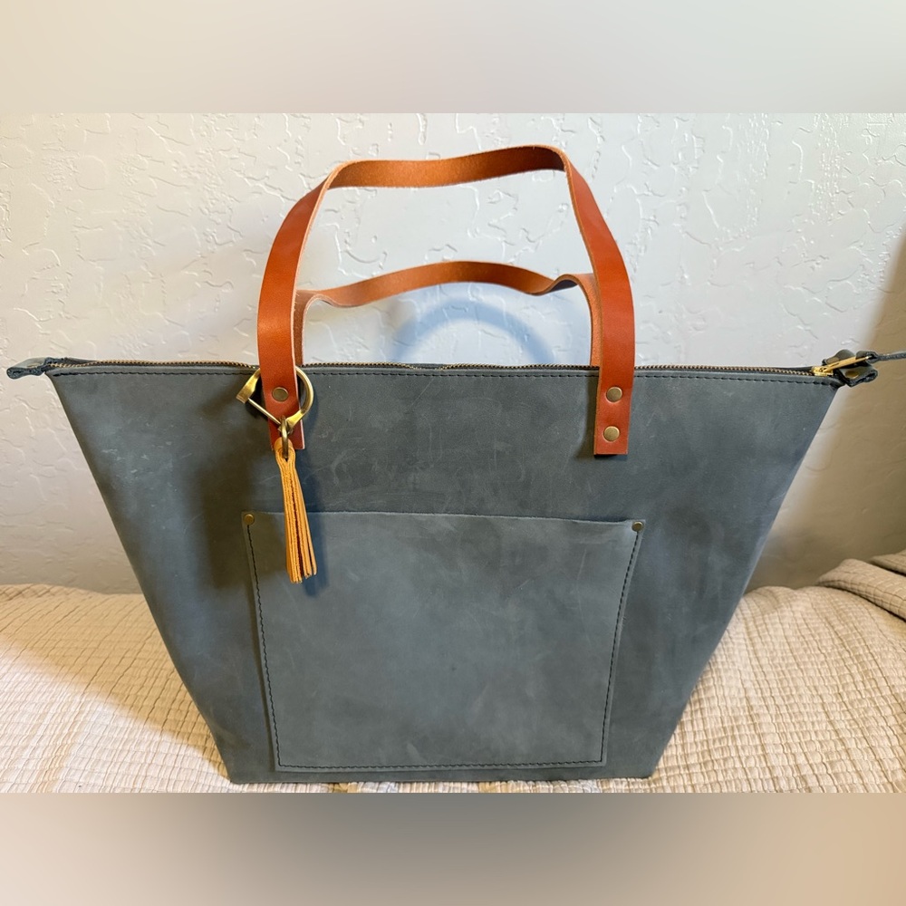 Portland Leather Goods Large Tote zipper storm